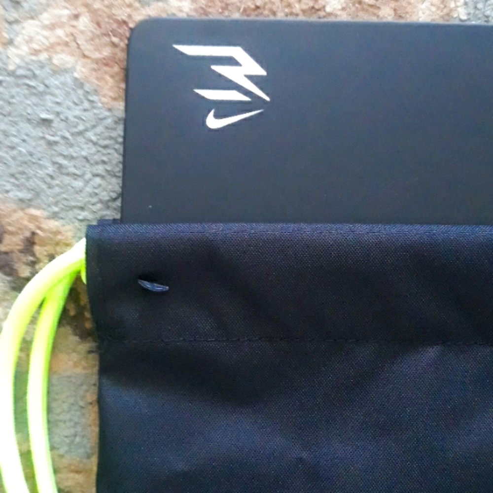 2x*Host Pick*Nike drawstring bag - Picture 10 of 12